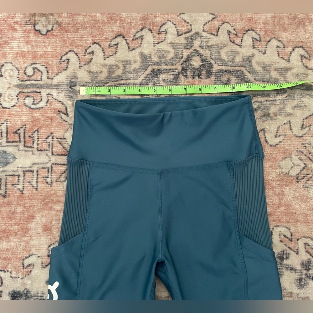 Peloton Show Up Blue Pocket Athletic Workout Leggings Size Medium - Picture 5 of 6